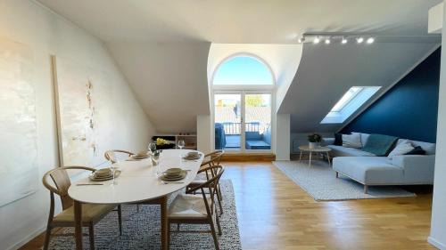 Oslo Apartment | Penthouse apartment balcony,parking and 2 bedrooms