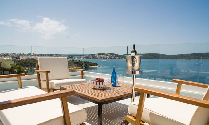 Trogir Apartment | Penthouse Deep Blue near Trogir