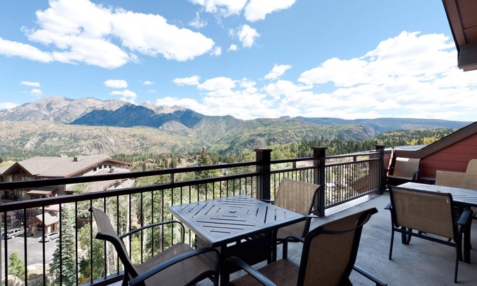 Purgatory Condo | Penthouse in Purgatory Lodge - Ski in/Out - Awesome Deck and Views