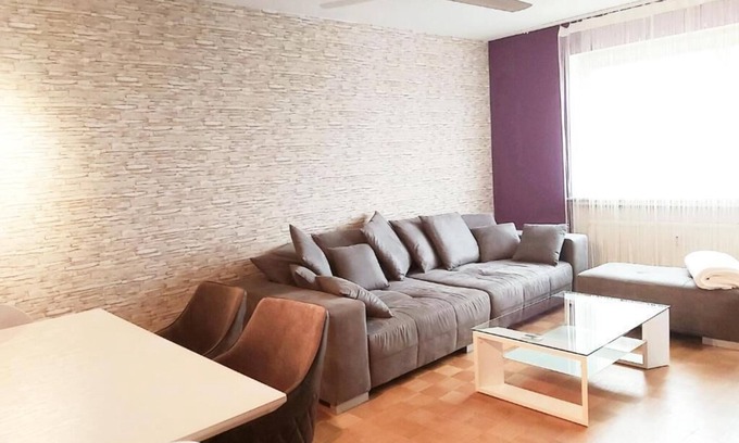 Schweinfurt Apartment | Penthouse "Marc Aurel" with distant view, central