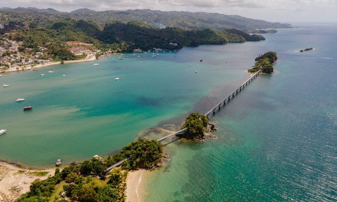 Samana Apartment | Penthouse w/King Bed/2 Baths/Washer/Fast WiFi/Arcade