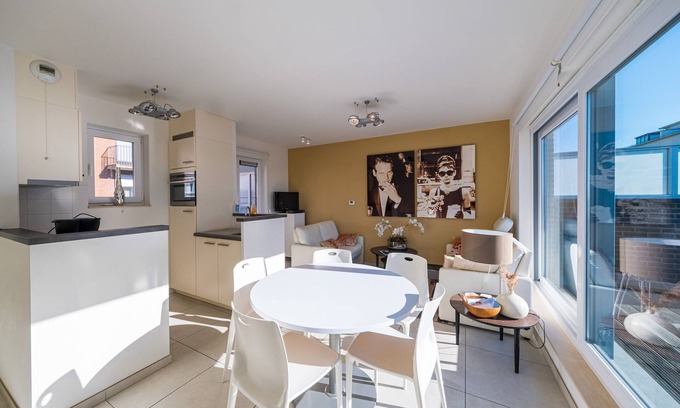 Middelkerke Apartment | Penthouse with 2 spacious terraces
