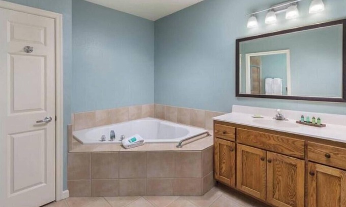 Williamsburg Apartment | Perfect 2bdrm condo-Williamsburg