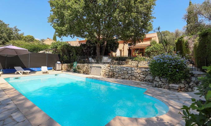 Saint-Jacques House | Perfect Calm House