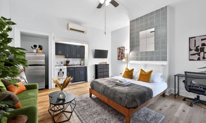Center City West Apartment | Perfect, Cozy Studio | Center City | Fast WiFi