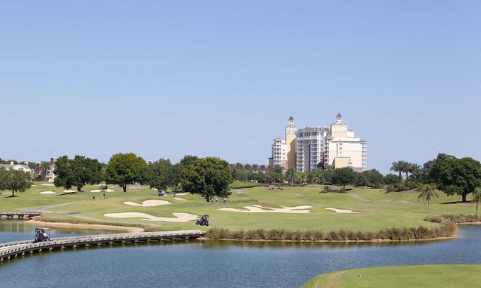 Reunion Resort | Perfect for Family Awesome Units! Shuttle to Disney! 7 Restaurants, Water Park