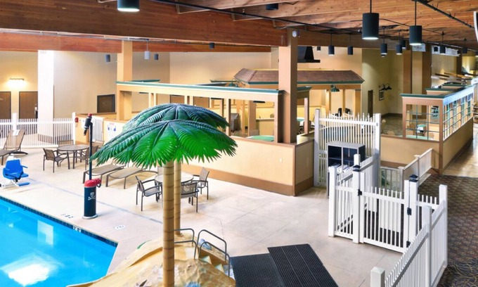 Casper House | Perfect For Travel! 3 Classy Units, Onsite Bar, Near Nicolaysen Art Museum