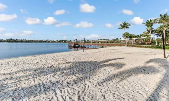 Hunt Club Resort | Perfect for Group Getaways! 2 Spacious Units, Spa Services, Golf, On-Site Dining