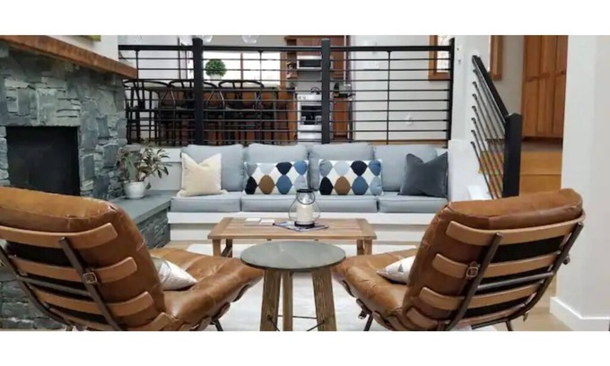 Stowe Area House | Perfect Mountain location 3bd 3 ba