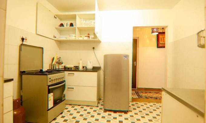 Hospital Apartment | Perfect Palm Condos-J12