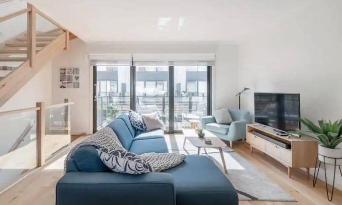 Port Melbourne House | Perfect Port Melbourne Townhouse