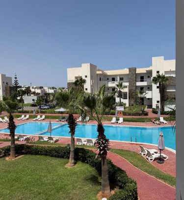 Marina Apartment | PERLA SAÏDIA APPART XXL Clima IPTV Piscine Parking Jardin