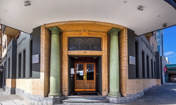 Perth Central Business District Apartment | Perth West End Apartment 406 - Executive Escapes