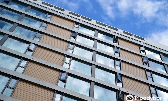 Queenstown Hotel | Pestana Chelsea Bridge Hotel
