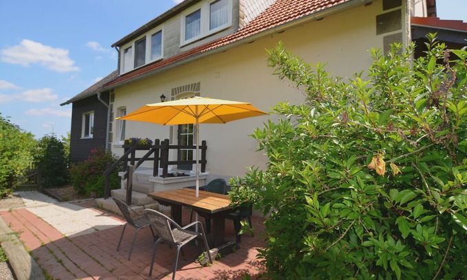 Stormbruch House | Pet-friendly mansion in the Hochsauerland region with garden and terrace