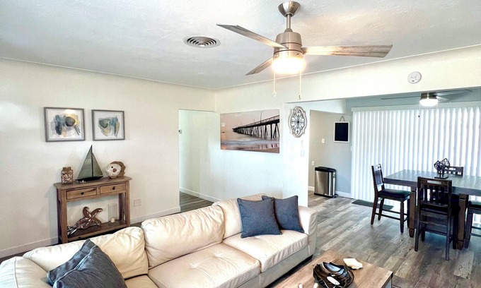 Walsingham House | Pet-Friendly 2BR w/Lanai & Fast WiFi Near Beach