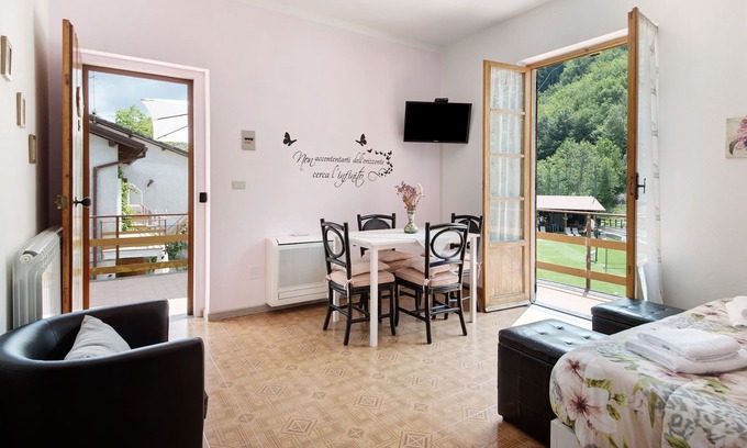 Borzonasca Apartment | Pet-Friendly Apartment with Mountain View, Shared Pool & Wi-Fi