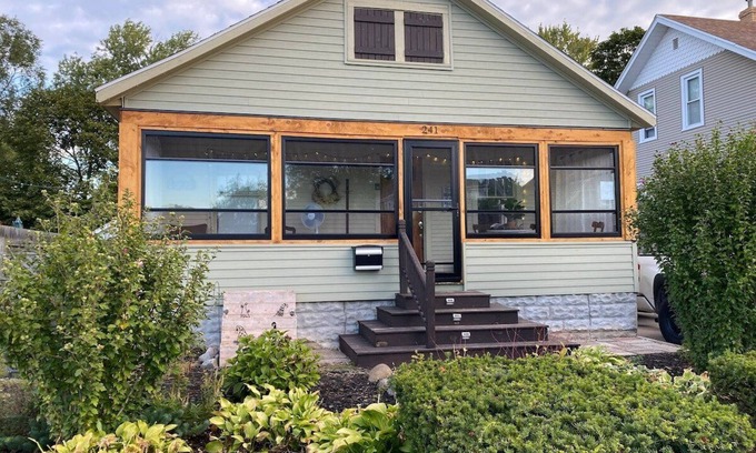 Holland House | Pet friendly bungalow in the heart of Holland