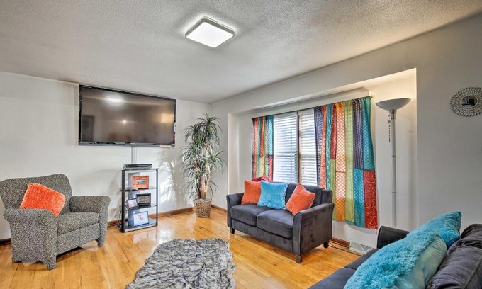 Waldron House | Pet-Friendly Getaway with Yard - 12Mi to Downtown KC