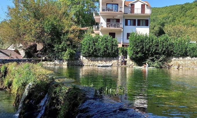 Trilj House | Pet friendly home in Grab with WiFi