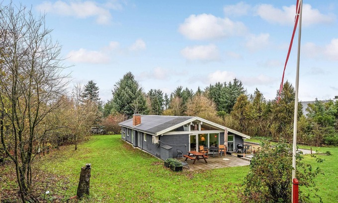 Spøttrup House | Pet friendly home in Spøttrup with WiFi