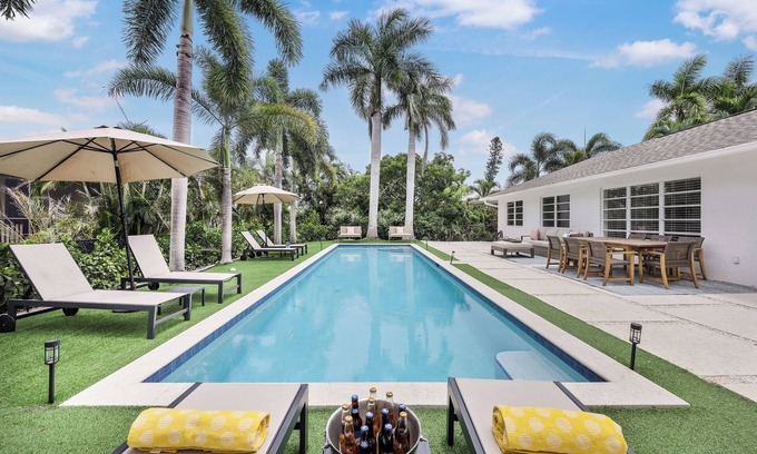 Marco Island House | Pet-friendly inland home w/resort style yard/pool