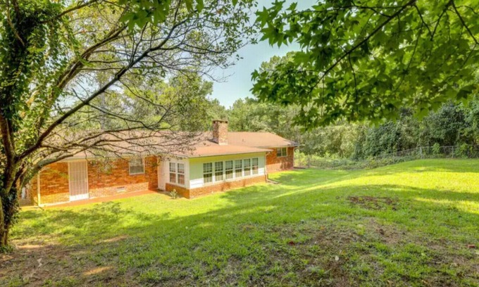 Candler-McAfee Apartment | Pet-Friendly Spacious Backyard BBQ Grill