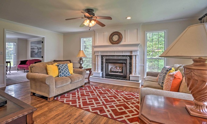 Huger House | Pet-Friendly Suburban Escape w/Deck & Grill!