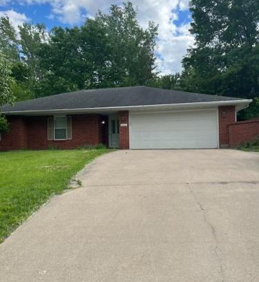 Columbia House | Pet-Friendly SW Home, 13 Mins to Mizzou