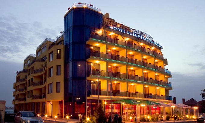 Pomorie Hotel | Petar and Pavel Hotel & Relax Center