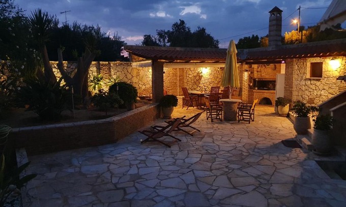 Pylos-Nestoras Apartment | Petrino guesthouse Gialova