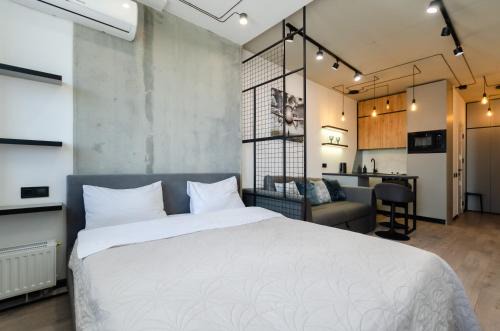 Shevchenkivs'kyi District Apartment | Petrovdom Apartments 10-68B in RC Manhattan, Beresteiskyi 11