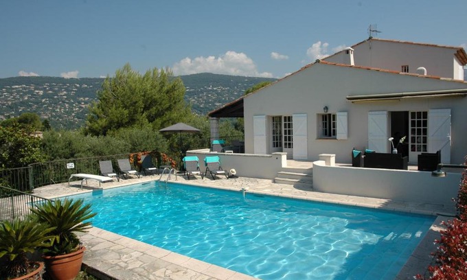 Peymeinade Villa | Peymeinade Villa Sleeps 14 WiFi