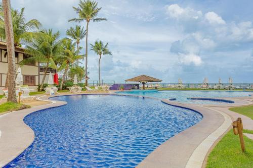 Praia do Forte Apartment | PF08 Condomínio à Beira-Mar com 3 Suítes na Praia do Forte