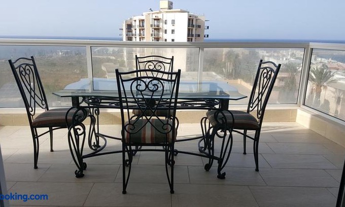 Qawra Apartment | Pheonix court