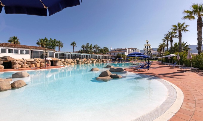 Capitana Hotel | Phi Hotel Sighientu