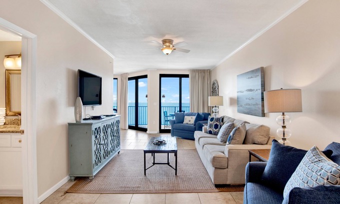 Orange Beach East Condo | Phoenix X 1505- GulfFront View, Large Balcony!