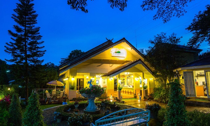 Khaem Son Hotel | Phukaew Resort & Adventure Park