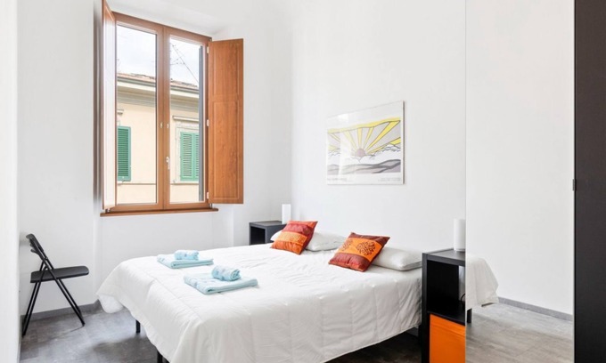 Campo di Marte Apartment | Piazza Alberti Apartment with Terrace