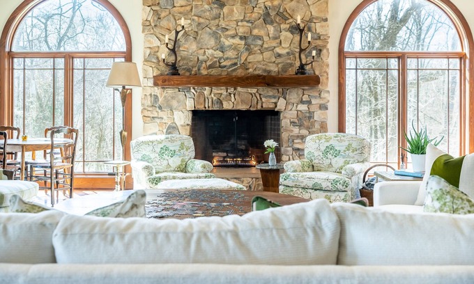 Brenham Other | Pickle Ball + Fire Pit + Luxury Family Getaway!