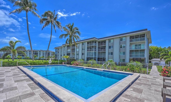 Redevelopment Area Condo | Picturesque Naples Condo w/ Pool Access!