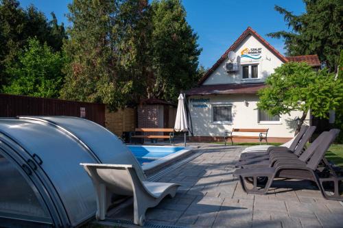 Bekesszentandras Villa | Pihenőkert Vendégház