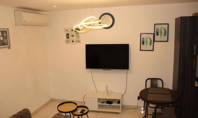 Cantonments Apartment | PillowPetal at Embassy Gardens : Deluxe King Studio