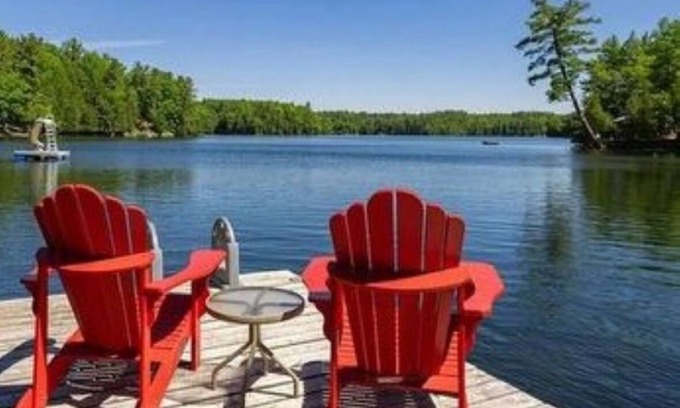 Frontenac Cottage | Pine Bay Hideaway. Perfect waterfront escape in a lakeside retreat!