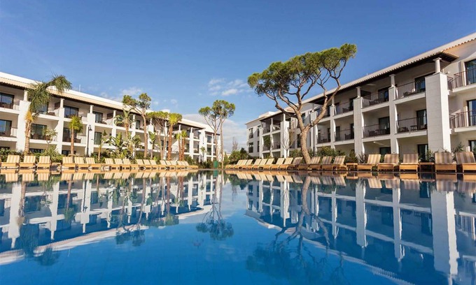 Olhos D'Agua Apartment | Pine Cliffs Garden Suite III