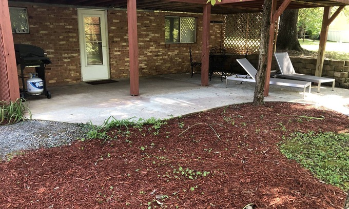 Zion Crossroads Apartment | Pine Grove Apartment: Visit Monticello, wineries, UVA