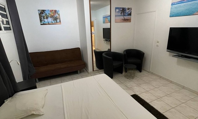 Gros-Morne Apartment | Pineapple pavilion