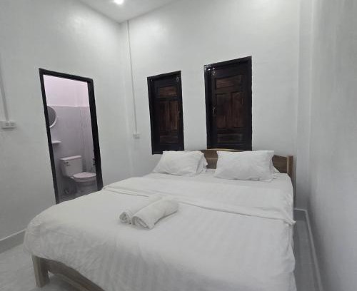 Nong Khiaw House | Pinkeo Guesthouse