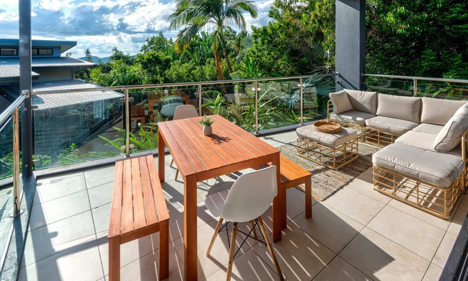 Hamilton Island Apartment | Pinnacle 10, Garden View Apartment on Hamilton Island