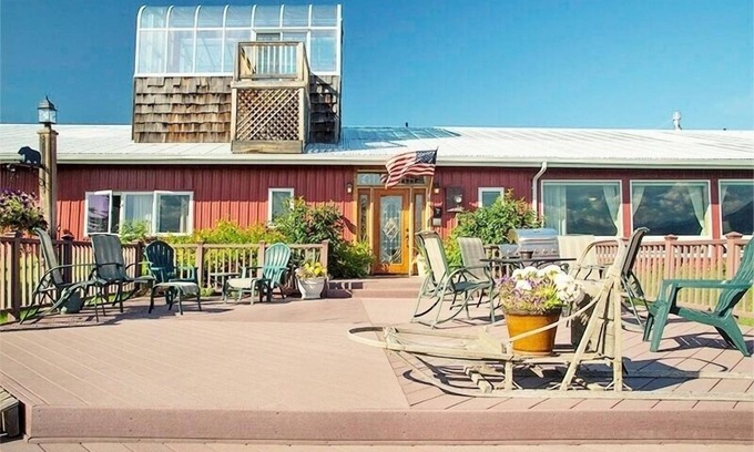 Wasilla Bed & Breakfast | Pioneer Ridge B&B Inn